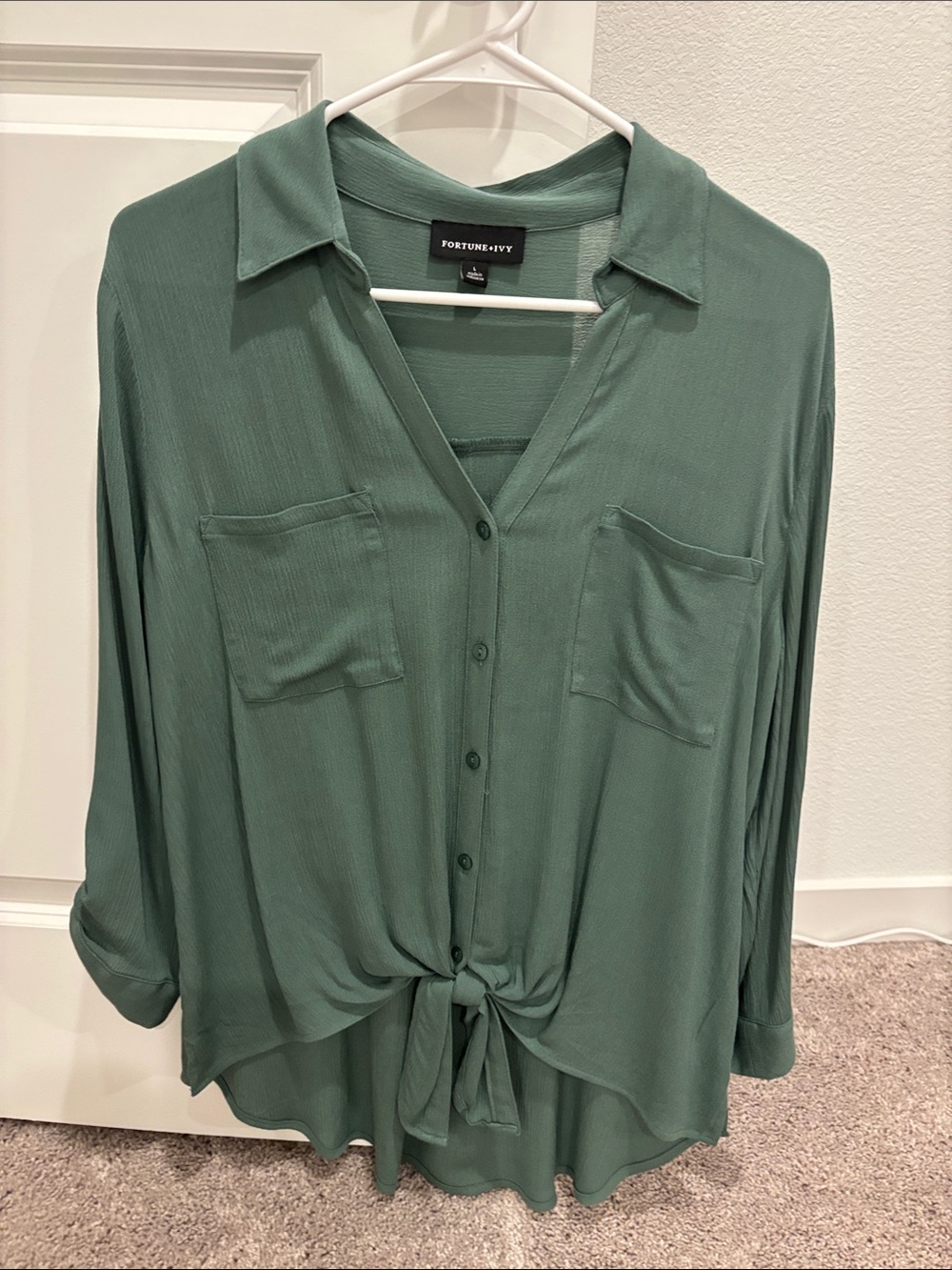Dark Sage Green Button-Front Tie-Hem Women's Shirt - Fortune + Ivy - new no tags